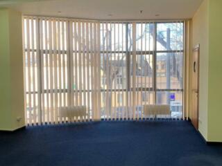 30890. Сдам офис площадью 650 кв.м. на ул. ...