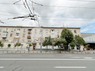 Se oferă spre vânzare spațiu comercial/oficiu amplasat în ...