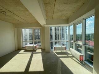 Artima 4 et 8, sup. 82m, VA