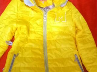 Продам куртки размеры 42-46