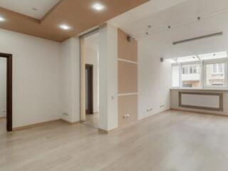 28181. Продам коммерческое помещение в ЖК ...