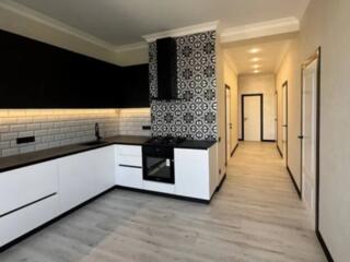 34194. Продам элитную квартиру в одном из лучших ...