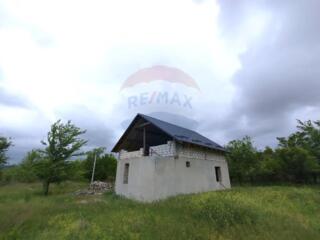 Crează Visul Familiei Tale! Oportunitate Excelentă în Sîngera – Casă c