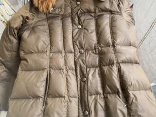 Пуховик с капюшоном с опушкой б/у Р. 50-52 (Германия)