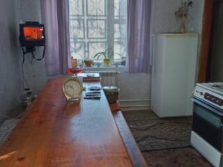 Продам дубовые стол и лавки