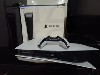 Игровые приставки PS 4