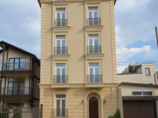 Продам дом 700 кв. м., район Аркадии, ул. Тенистая.