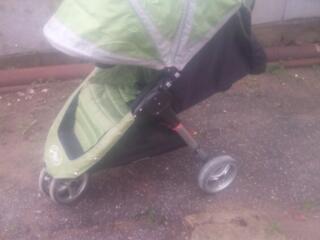 Продам детскую коляску.