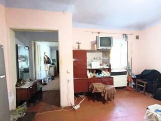 Apartament cu 1 odaie la sol(centru)