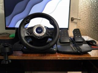 Продам руль (торг есть)