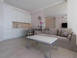 Шикарна 1 кімнатна квартира на Палаці Україна в ЖК Бульвар Фонтанів ..