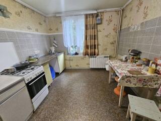 Продам двухкомнатную квартиру в кирпичном доме! Средний этаж, ...