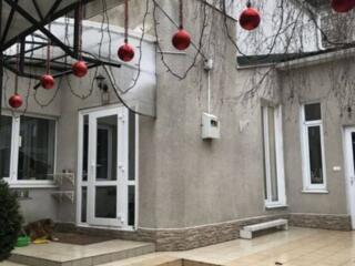 Продам дом на Слободке ул.Стельмаха ,общ.пл.76 м,кухня 13м,3 комнаты, 