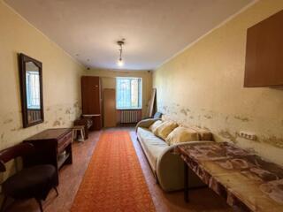 Комната в коммуне на Агрономической