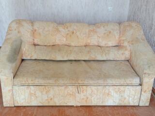 Продам софу. Возможна доставка.