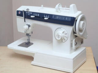 Продается швейная машинка “Singer1862”