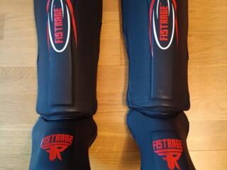 Продам защиту ног для единоборств