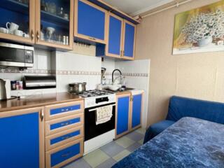 Продается 3- КОМ. квартира р-н ЦЕНТР 9/9 этаж ХОРОШИЙ ТОРГ!