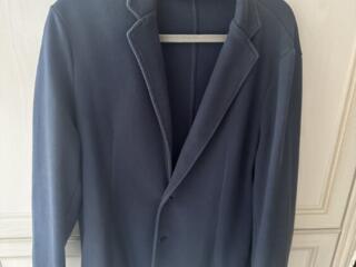 Продам 2 мужских пиджака