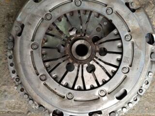 Продам комплект сцепления