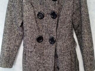 Пальто шерстяное, 48 размер (европейский "М"