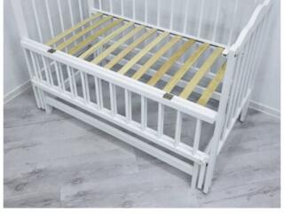 Кроватка для новорожденного