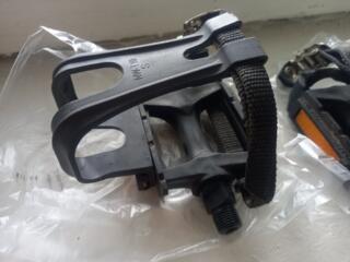 Педали с туклипсами