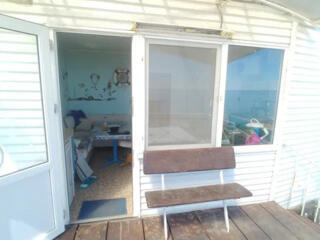 Курень с видом на море.