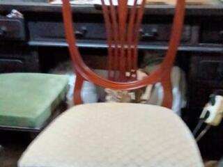 6 красивых стульев черешня в идеальном состоянии.