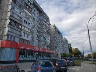 Apartament cu 3 camere, Botanica.