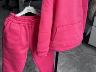 Новый флисовый костюм на девочку