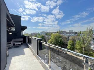 Str.Independentei, Botanica,Chisinau