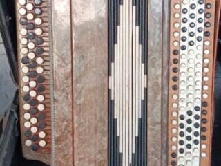 Продам недорого баян