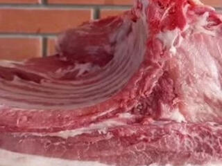 Продам домашнюю свинину 65 руб