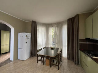 Дом с ремонтом Червоный хутор