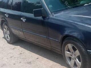 Разбираю Мерседес w 124 мотор 102,объем 2,3