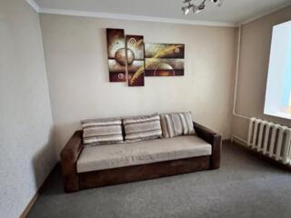 Сдам двухкомнатную квартиру в самом центре