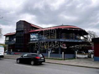 Chirie spațiu comercial în prima linie, perfect pentru cafenea sau ...