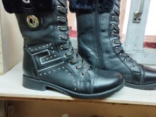 Продам новые кожаные зимние ботинки