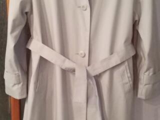 Новый Плащ светло-серый 48р-р.