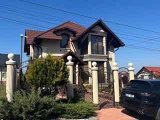 Vă propunem spre vînzare această casă cu2 niveleamplasată înStăuceni, 