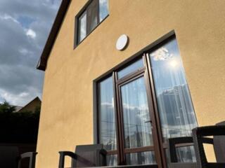 Тёплый и уютный дом общей площадью 120 кв.м, идеально подходящий для .