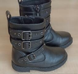 Демисезонные ботиночки Kiabi 24 размер