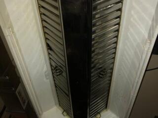 Продам вытяжной зонт (островной)