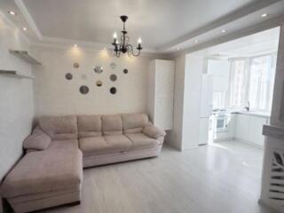 Продам 2 комнатную квартиру в Аркадии.