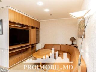 Vă propunem spre vânzare acestapartament cu 2 camere și living, sect. 