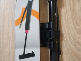 Насос с манометром.