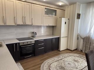 35785 Продам просторную двухкомнатную квартиру с ...