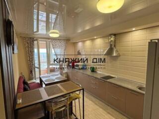 Оренда 2-хкімнатної студіо ,вул.Зарічна 1 Б.Площа : 50/18/20 кв.м. 20 