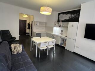 Продам квартиру в центре , улица Базарная .